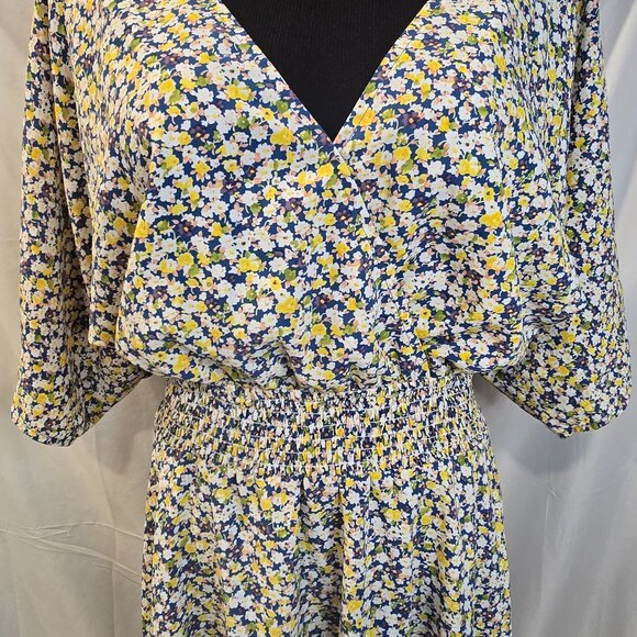 Staccato Dress Blue & Yellow Floral Size Large Fit-to-flare Smocked Waist - Picture 3 of 11